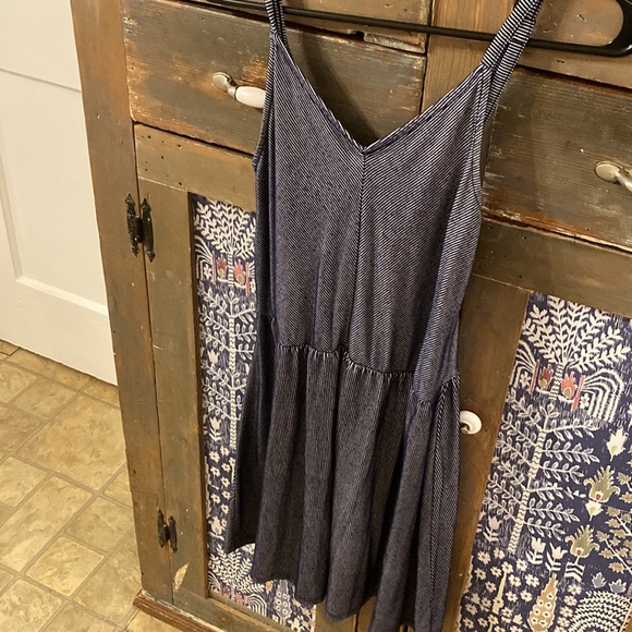 Blue and White Stripe Sundress🇺🇸 - Picture 2 of 3